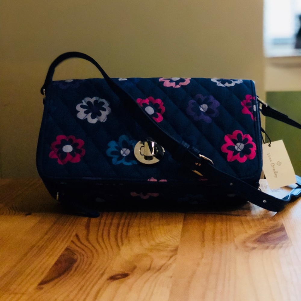 Vera Bradley Floral Turnlock Crossbody Bag NEW